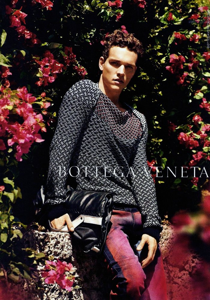 The New Jodie Spaghetti Bag By Bottega Veneta Is A Photographed  Sensentation!