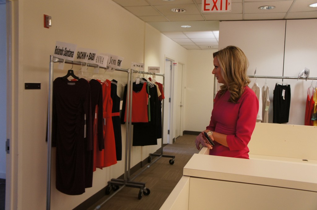 sandra smith news anchors trunk show 2012