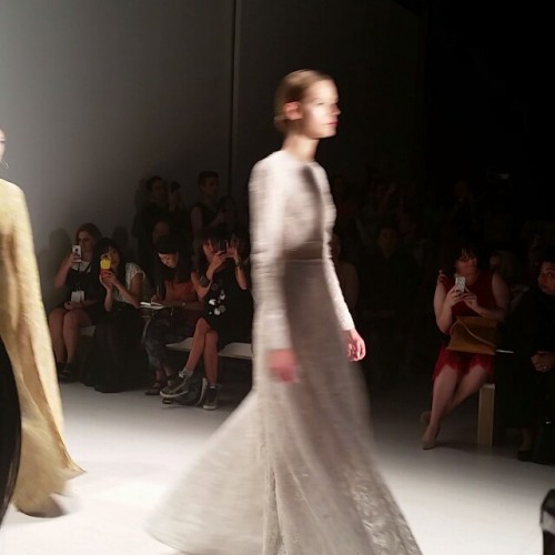 Tadashi Shoji 