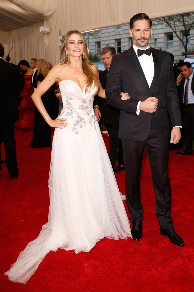 Sofia Vergara Marchesa,  Joe Manganiello Ermenegildo Zegna, Met Gala 2015