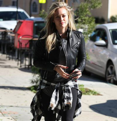 Hilary-Duff-Gym-to_street-style