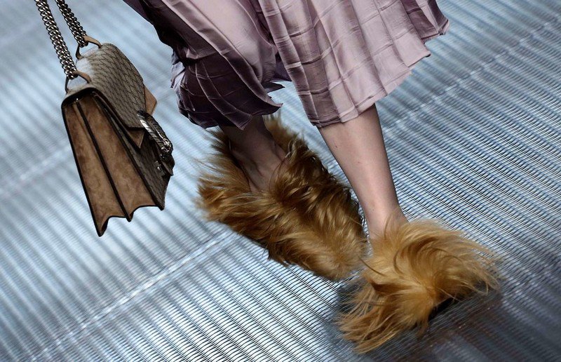 furry-shoes-runway-fashion-2016