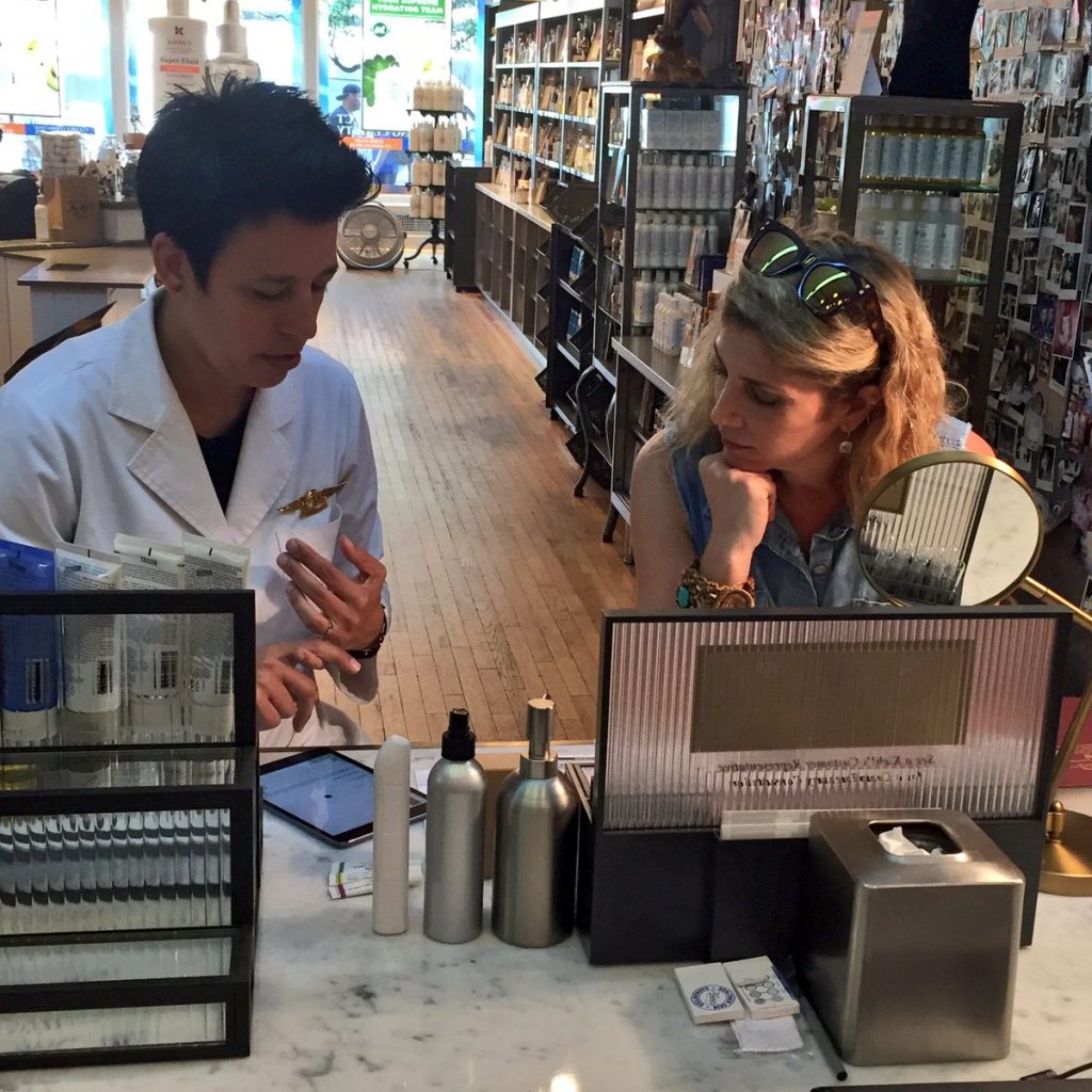 lauren-dimet-waters-at-kiehls-new-york-with-barbara