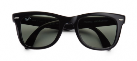 black-sunglasses-raybans-wayfarer