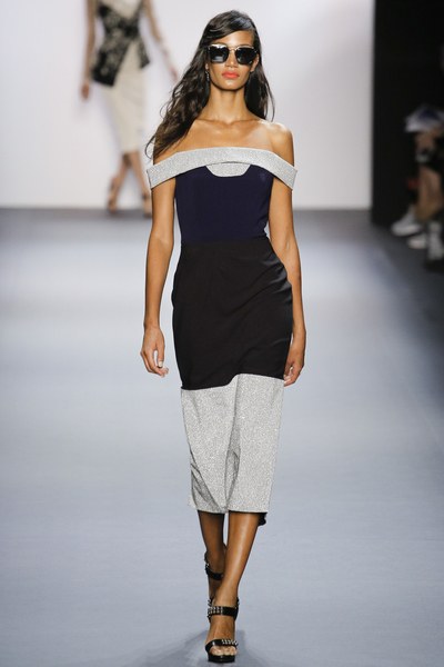 NYFW Spring '17 Top 10 Fashion Trends For Women Over 35 - fountainof30.com