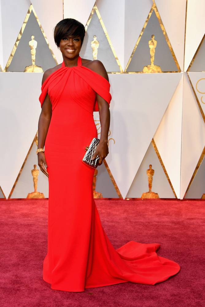 Viola Davis in Armani Prive 89th Annual Academy Awards Red Carpet Fashion 89th Annual Academy Awards Red Carpet Fashion