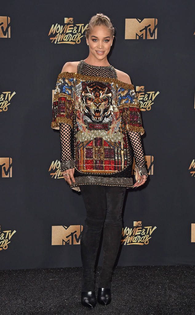 mtv movie tv awards fashion best and worst dressed