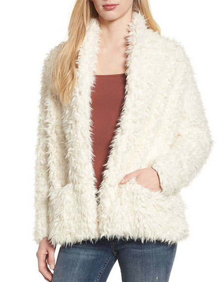 Mandy Moore celebrity look for less fluffy faux fur