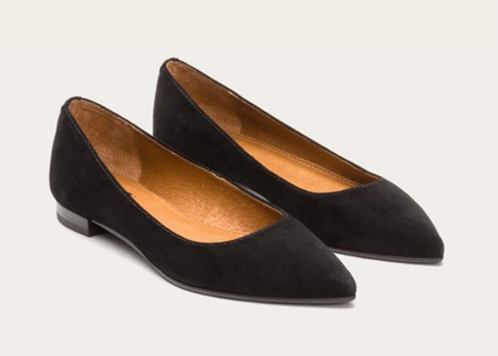 5 Fashionable Shoe Styles That Won't Kill Your Feet ballet flats