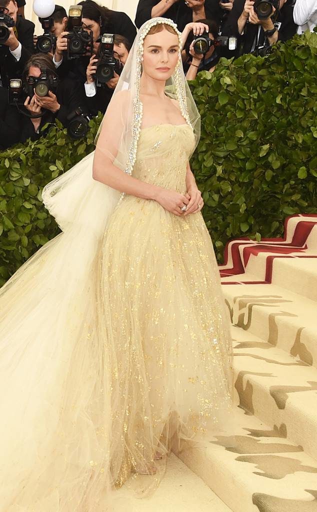 Kate Bosworth in Bridal gown oscar de la renta met gala 2018 fashion at the Met Gala 2018 Kate Bosworth In Oscar de la Renta