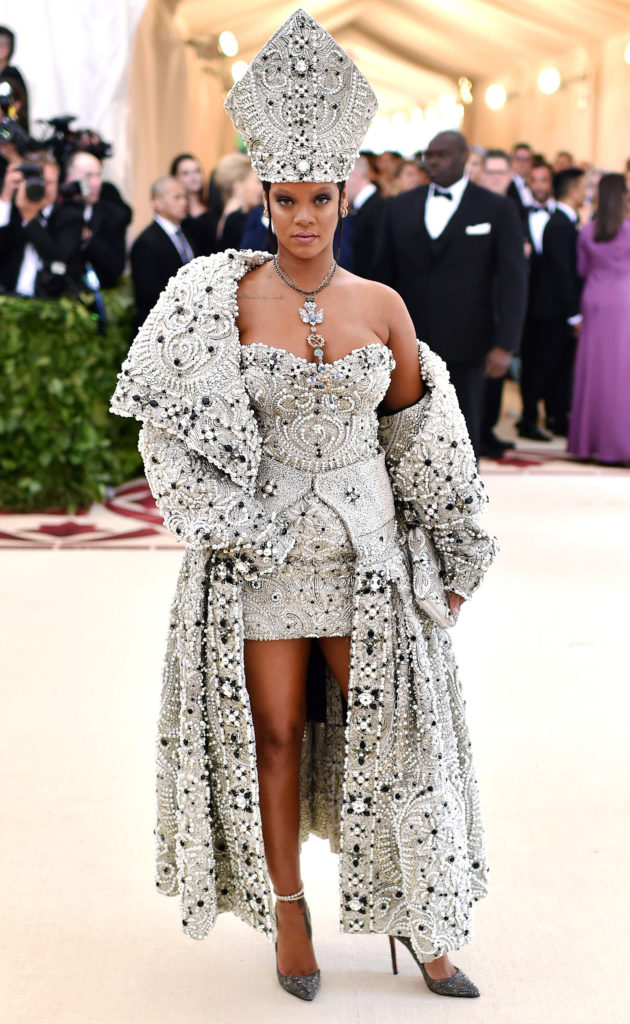 Rihanna in Maison Margiela Artisanal fashion at the Met Gala 2018 Rihanna in Maison Margiela Artisanal
