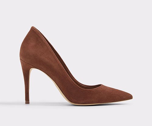 Meghan Markle Look For Less brown suede pump
