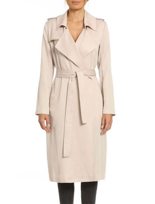 Meghan Markle Look For Less trench coat