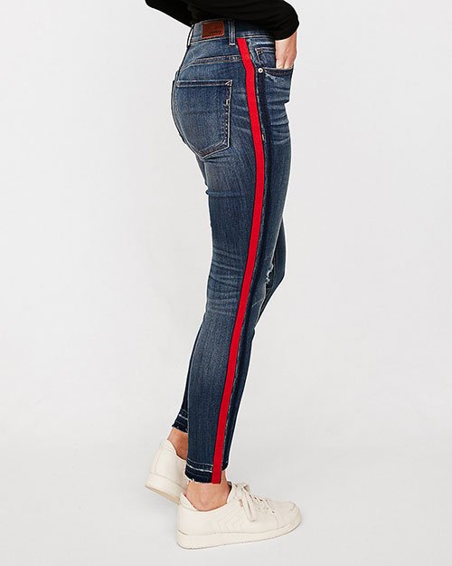 Alessandra Ambrosio detailed denim look for less express jeans Alessandra Ambrosio detailed denim look for less express jeans