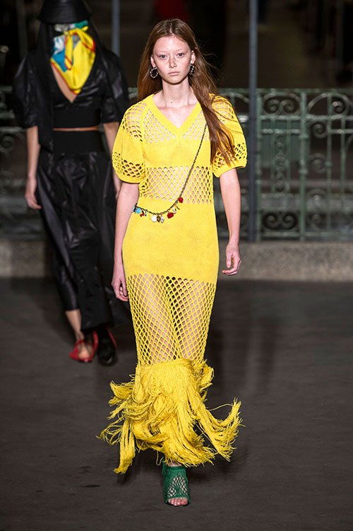 Spring 2019 Fashion Trends to avoid mesh and fringe