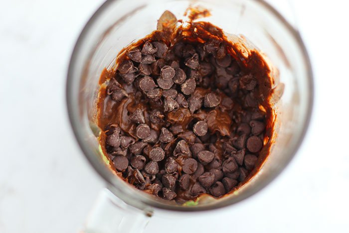 Healthy Pumpkin Chocolate Brownie Muffins chocolate chips in blender