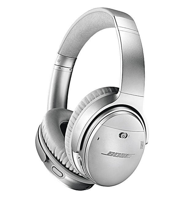 bloggers holiday wishlists Bose headphones