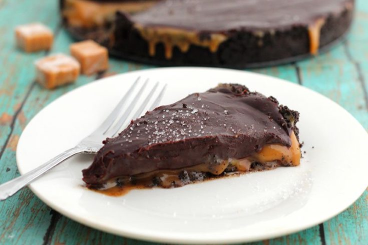 Salted Caramel Chocolate Pie fountainof30