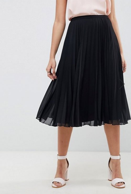 spring capsule wardrobe black pleated midi kkirt