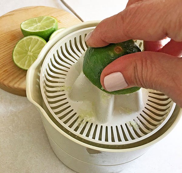 Margaritas recipe juicing the limes fountainof30