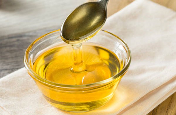 agave syrup spoon glass bowl health food trends to avoid