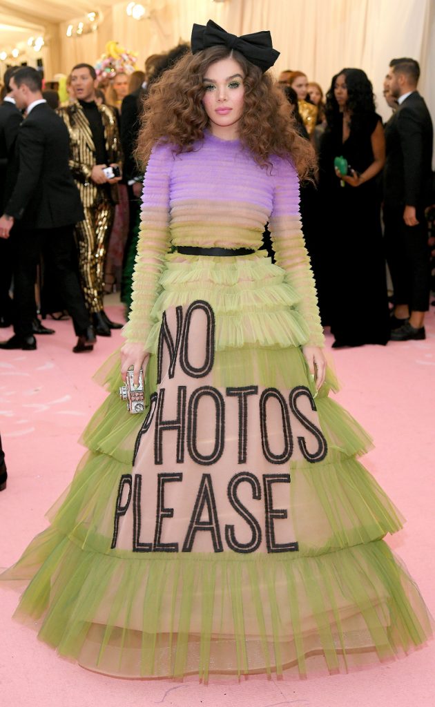 met gala Hailee Steinfeld in Viktor &amp; Rolf not photos please multi tiered gown