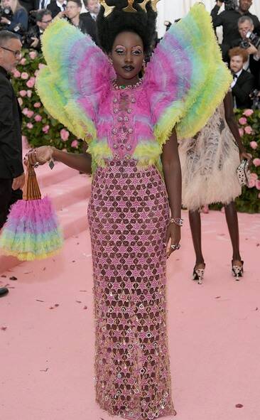 met gala 2019 Lupita Nyong'o in multicolor mesh Versace