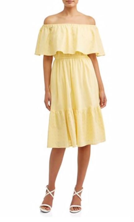 Sofia Jeans by Sofia Vergara yellow dress fountain of 30