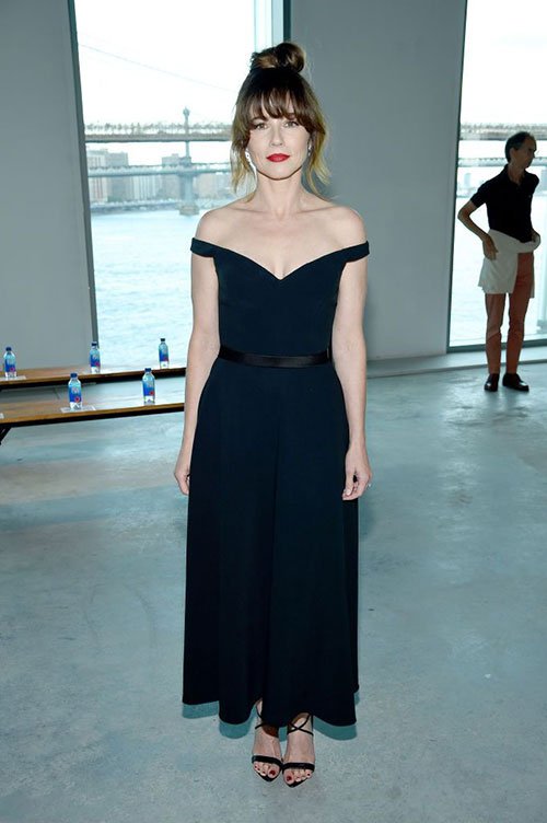 Linda Cardellini black dress at Jason Wu Collection Spring 2020