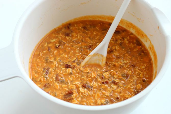 Pumpkin Oatmeal stir to combine ingredients