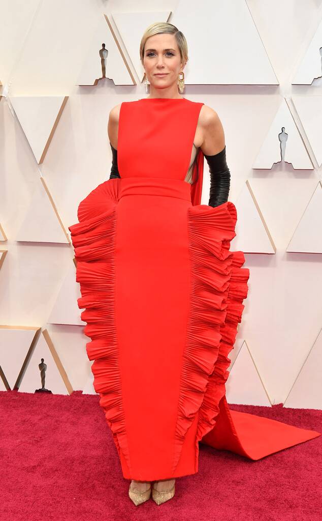 Kristen Wiig in Valentino Haute Couture red lasagna dress