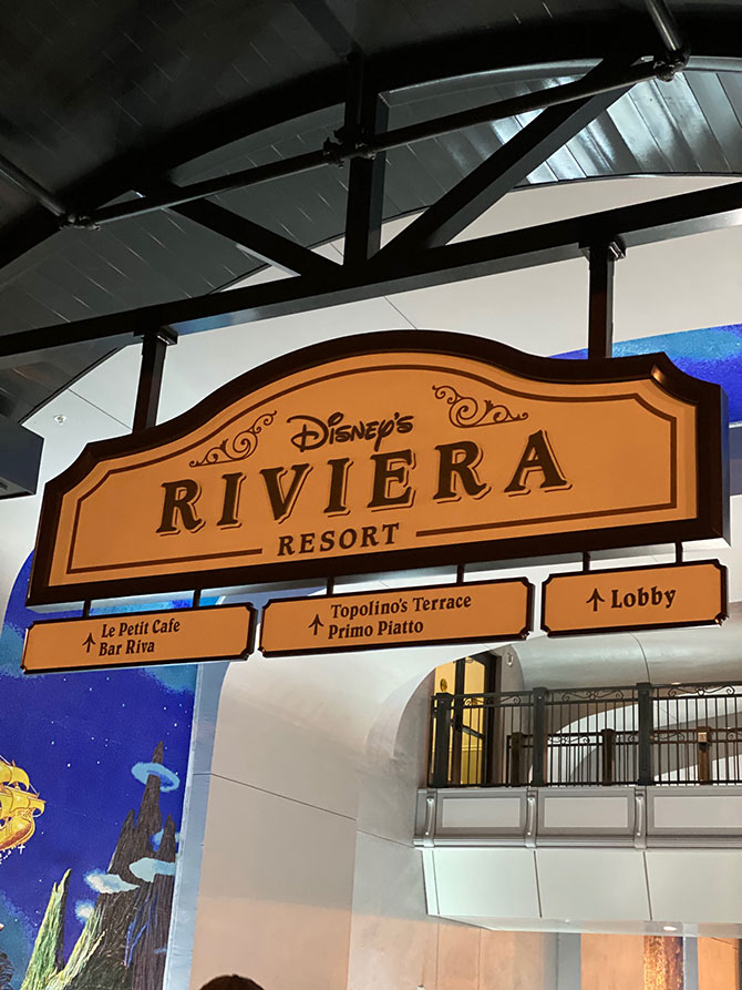 Disney's Riviera Resort signs fountainof30