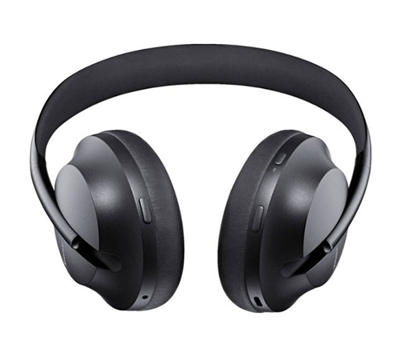 black headphones fountainof30