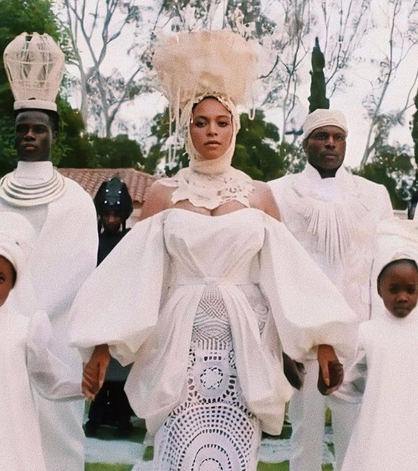 statement look Beyonce best dressed 2020