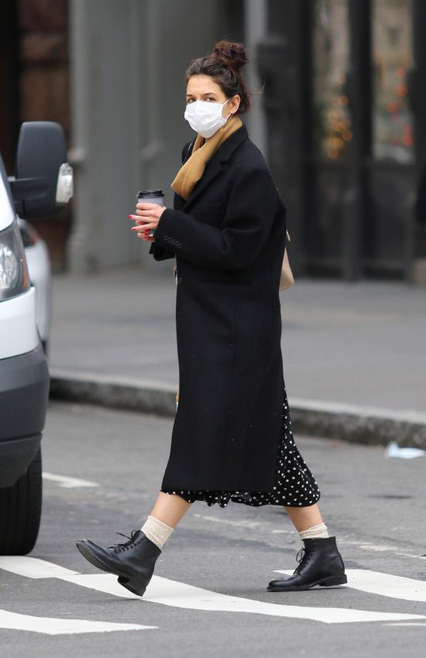 stylish winter coat katie holmes black wool