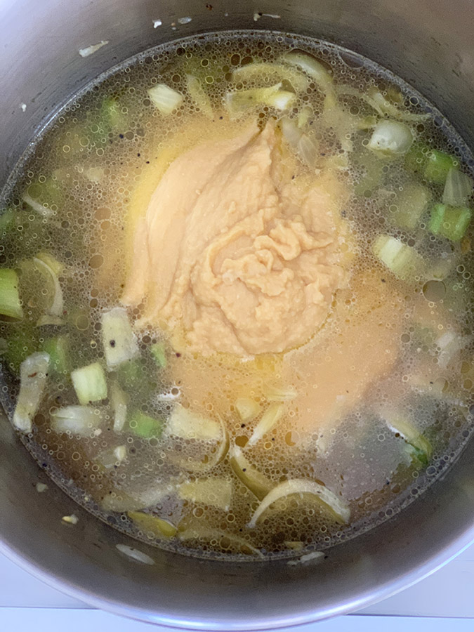 pureed chickpeas