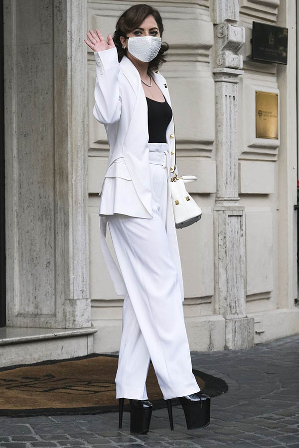 celebbities spring outfits lady gaga white max mara suit