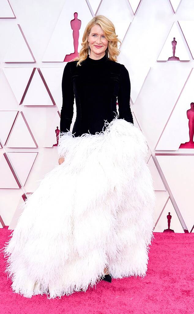 Laura Dern Oscars 2021 fashion fountainof30