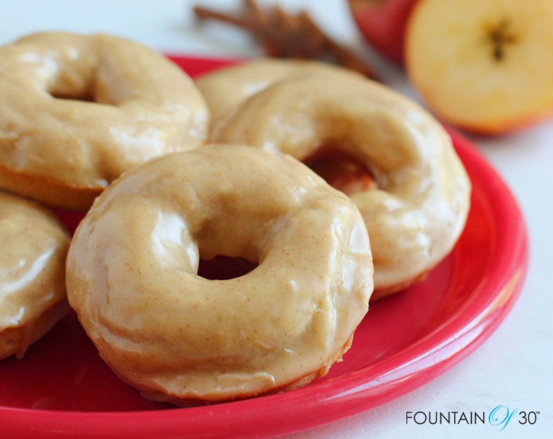 apple cinnamon baked donuts fountainof30