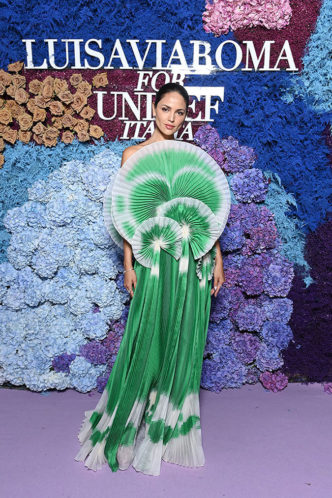 Eiza Gonzalez in green origami Del Core gown fountainof30