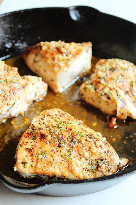 garlic butter skillet chicken one pan fountainof30