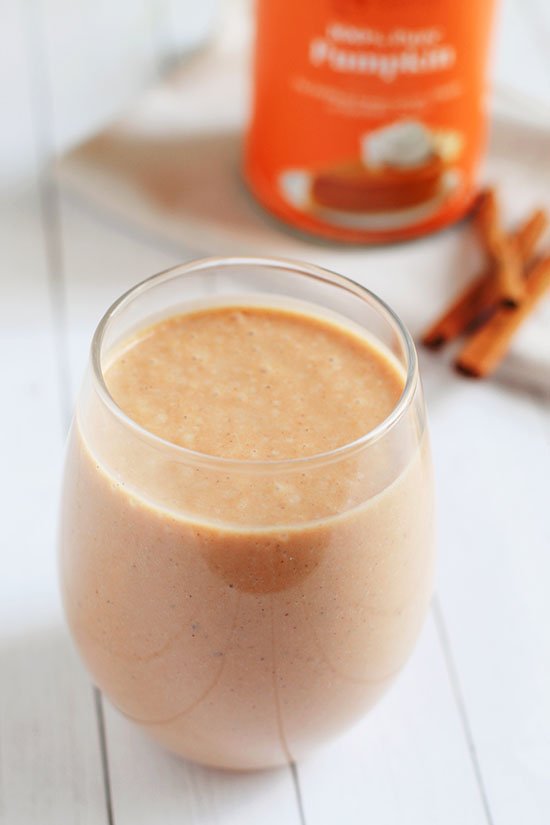 immune boosting pumpkin pie smoothie in glass fountainof30