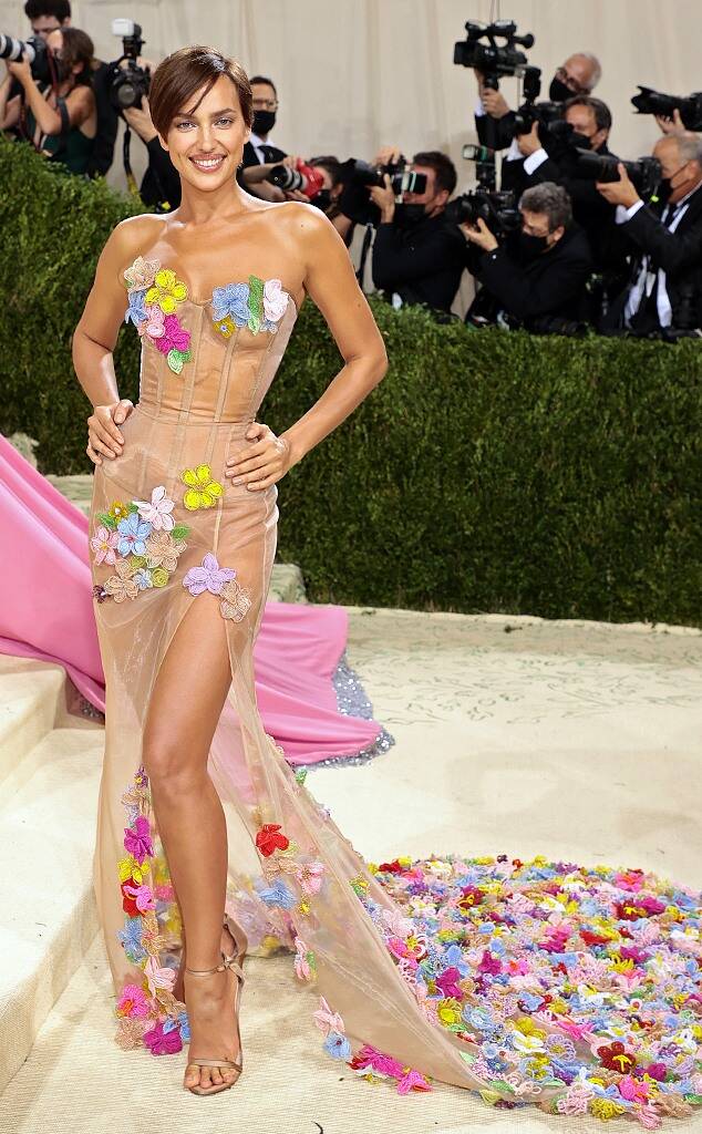  Met Gala 2021 fashion fountainof30