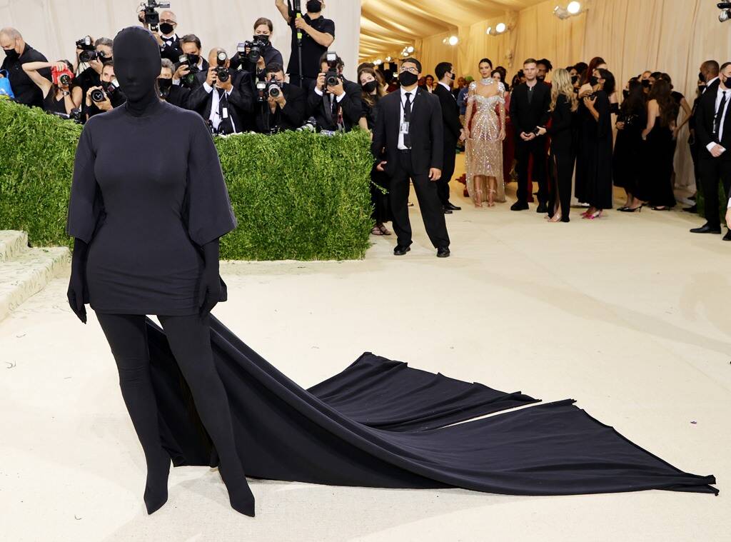  Met Gala 2021 fashion fountainof30