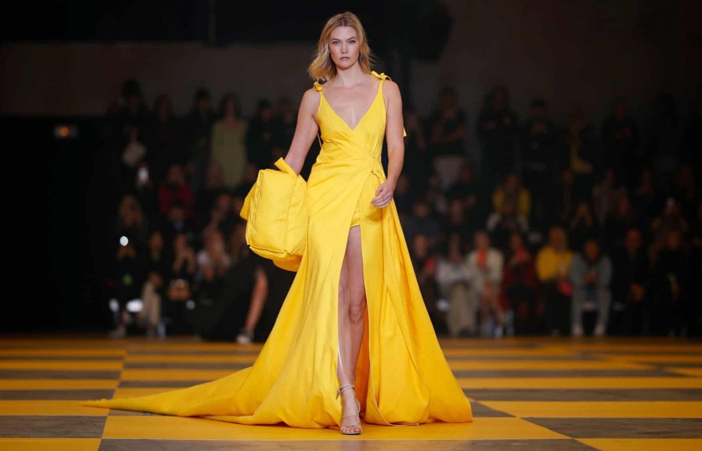 Karlie Kloss yellow gown 