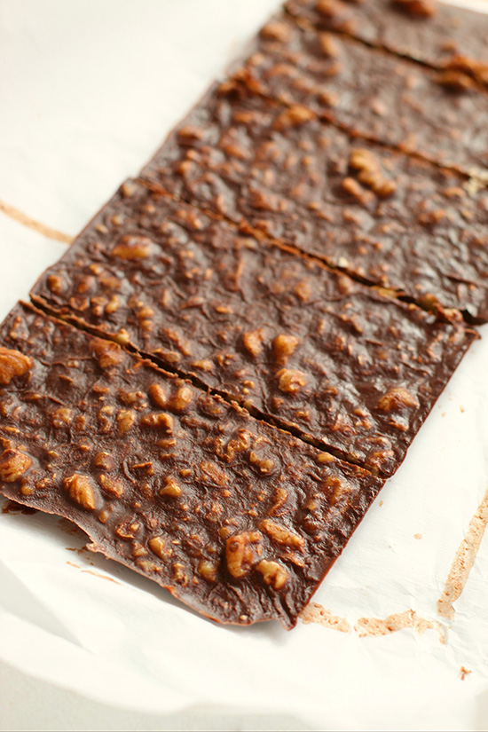 slice chocolate keto crunch bars fountainof30