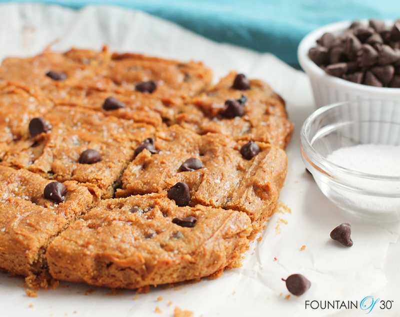 flourless peanut butter blondies