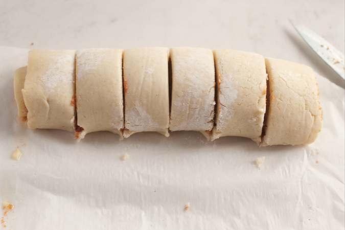 slice rolled cinnamon dough in 6 fountainof30