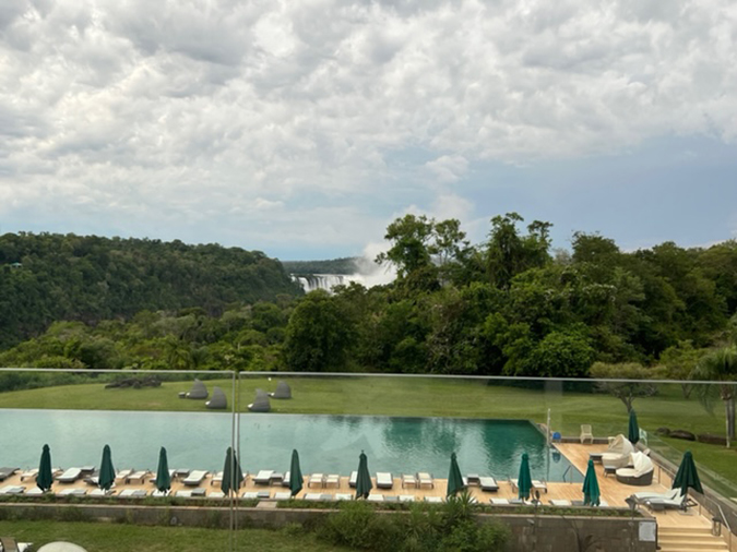 Iguazú Chile Gran Melia pool fountainof30