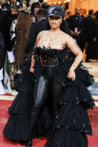 Nicki Minaj in Burberry met gala 2022 fountainof30